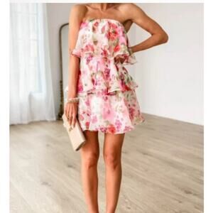 Abercrombie & Fitch Tiered Strawberry Floral Mini Dress Size Med Tall strapless